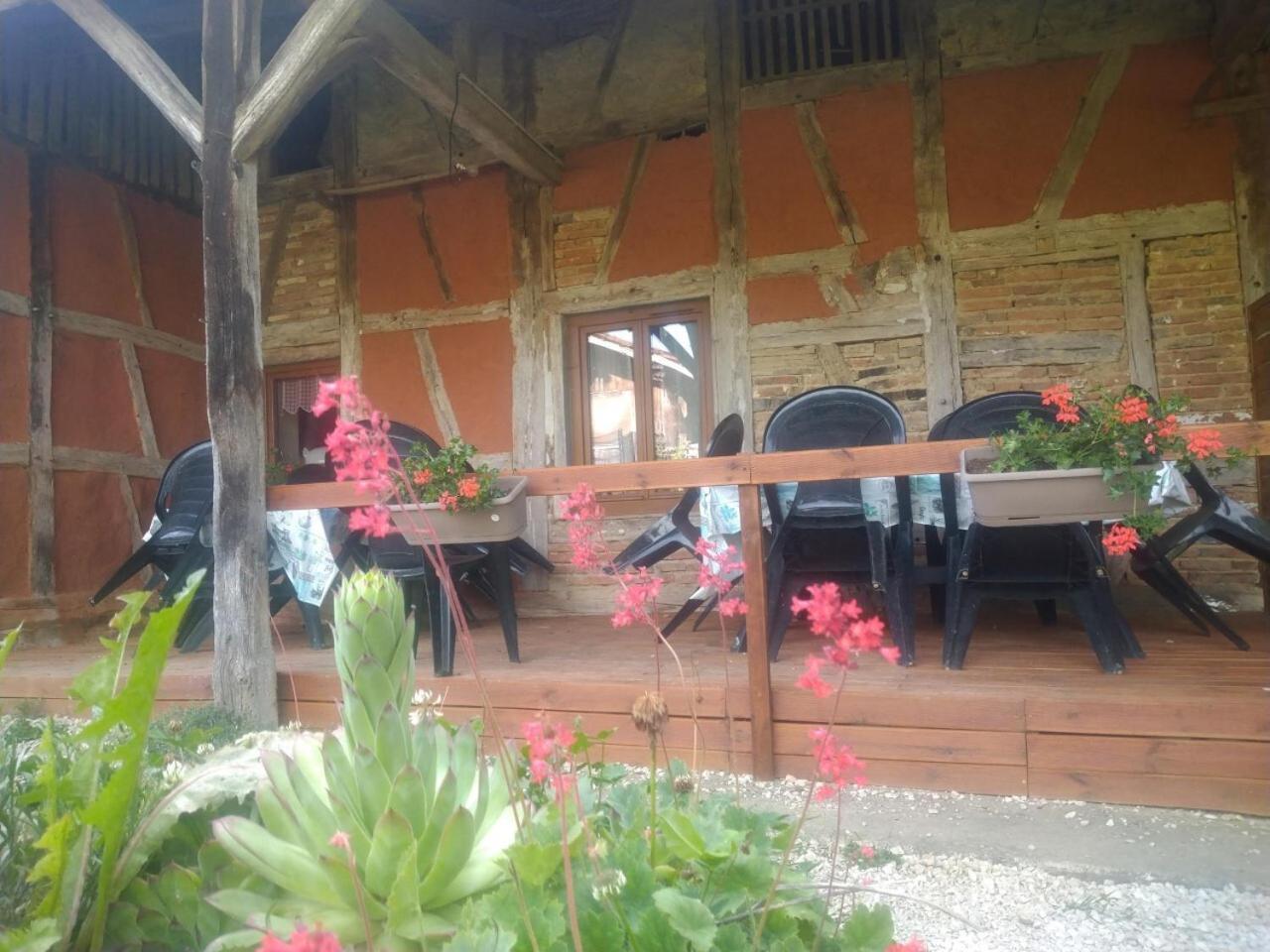 A La Poularde B&B Curciat-Dongalon Zewnętrze zdjęcie